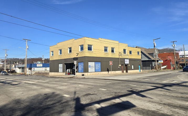 Pictures of Office property located at 100 Lee St W, Charleston, WV 25302 for sales - image #1