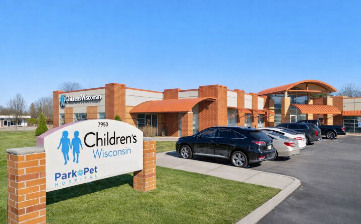 Pictures of Office property located at 7950 N Port Washington Rd, Fox Point, WI 53217 for sales - image #1
