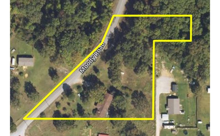 Pictures of Land property located at 11832 Hwy 82 A, Tahlequah, OK 74464 for sales - image #1