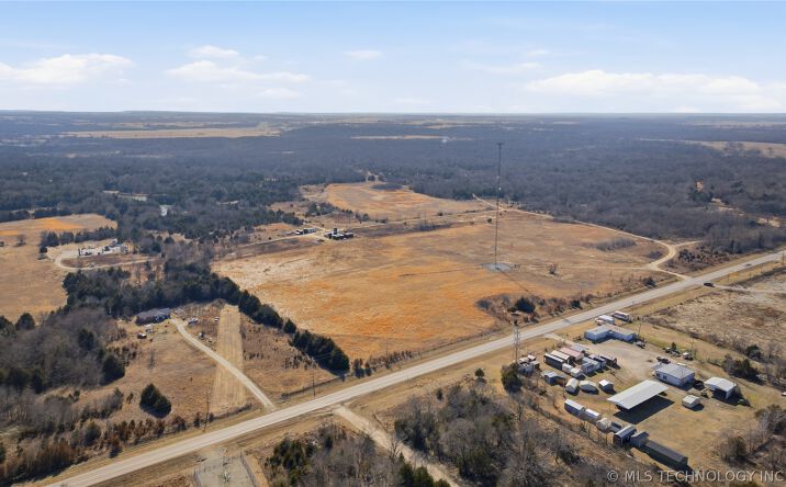 Pictures of Land property located at 1 Hwy 9 Highway, Wetumka, OK 74883 for sales - image #1
