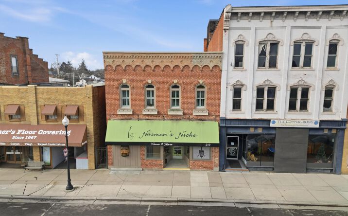 Pictures of Mixed Use, Retail property located at 219 S Sandusky Avenue, Bucyrus, OH 44820 for sales - image #1