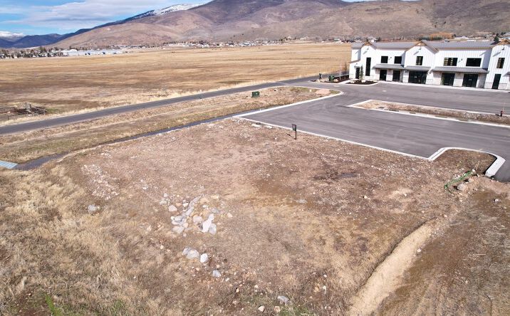 Pictures of Retail, Office, Industrial, Mixed Use property located at 1224 Harwood Wy, Francis, UT 84036 for sales - image #1