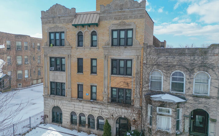 Pictures of Retail, Multifamily property located at 6126 S Woodlawn Ave, Chicago, IL 60637 for sales - image #1