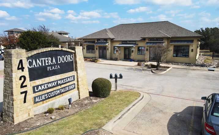 Pictures of Office, Retail property located at 427 Ranch Rd 620 S, Lakeway, TX 78734 for sales - image #1