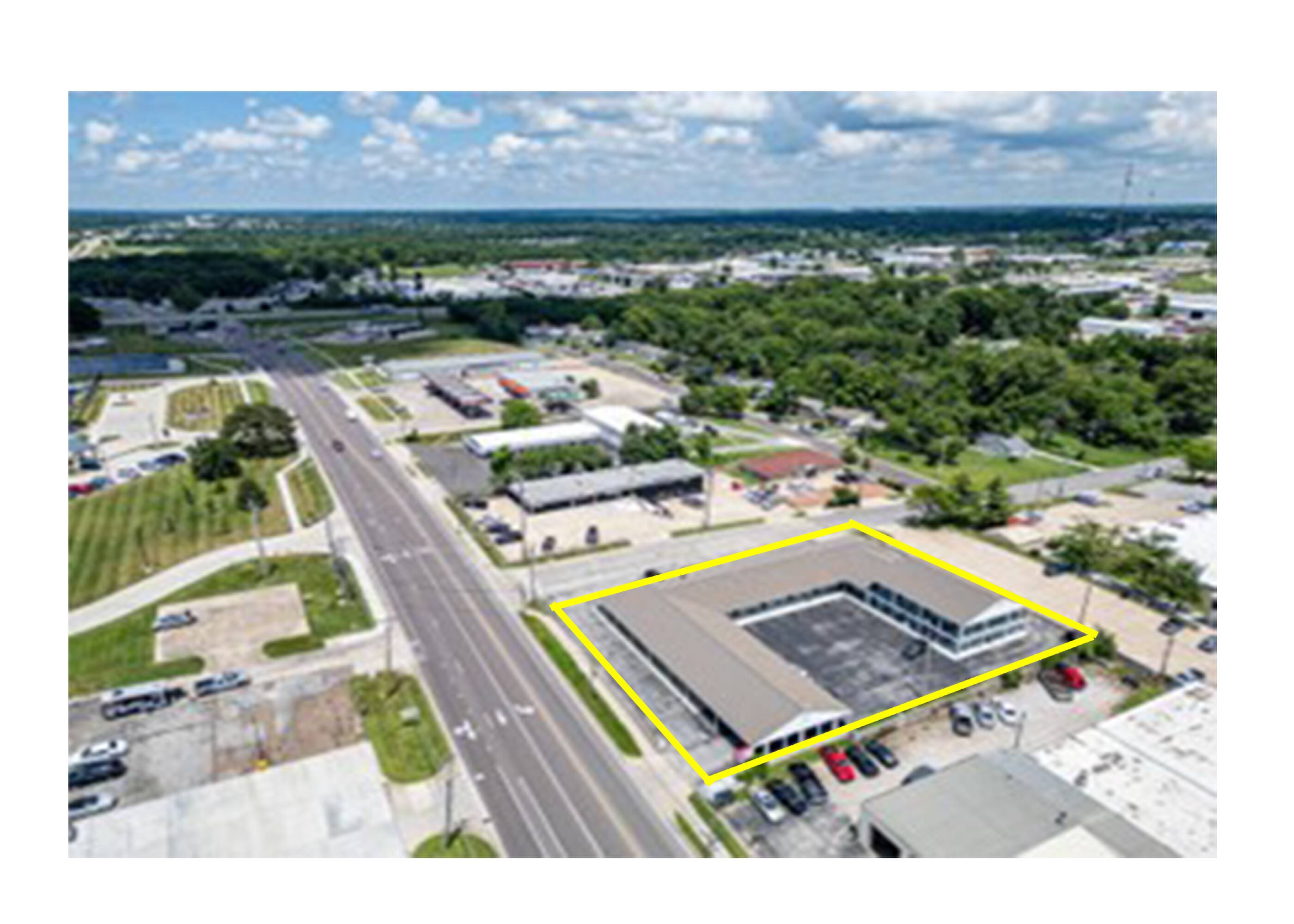 1306 Rangeline St, Columbia, MO 65201