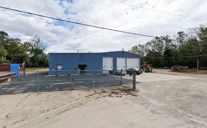 Pictures of Industrial property located at 331 Elliot Street, West Chicago, IL 60185 for sales - image #1