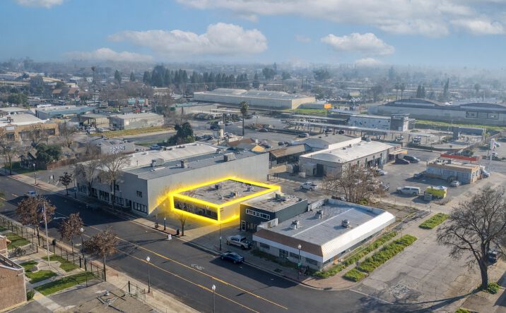 Pictures of Retail property located at 942 W Main St, Merced, CA 95340 for sales - image #1