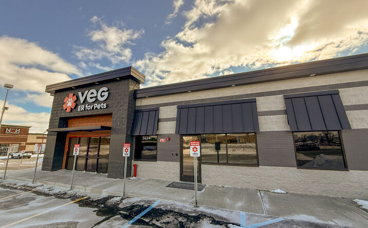 Pictures of Retail property located at 3224 28th St SE, Kentwood, MI 49512 for sales - image #1