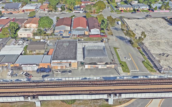 Pictures of Land, Mixed Use, Multifamily, Retail property located at 879 E 25th St, Hialeah, FL 33013 for sales - image #1