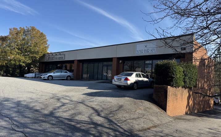 Pictures of Retail property located at 400 Stonewall Ave W, Fayetteville, GA 30214 for sales - image #1
