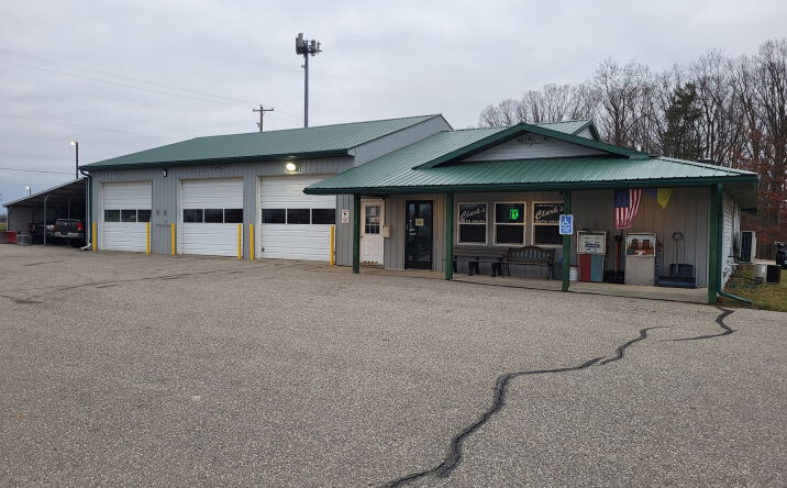 Pictures of Business for Sale, Land, Retail property located at 8596 Howard City Edmore Rd, Lakeview, MI 48850 for sales - image #1