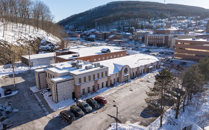 Pictures of Office property located at 106 S Claude A Lord Blvd, Pottsville, PA 17901 for sales - image #1