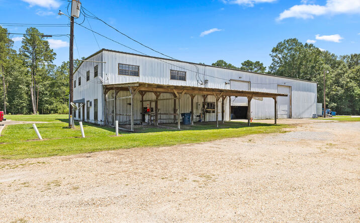 Pictures of Industrial, Land, Office, Retail property located at 10470 US-190, Hammond, LA 70401 for sales - image #1