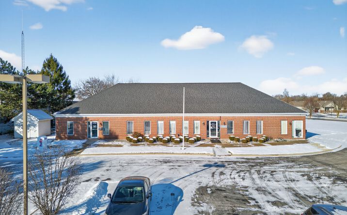 Pictures of Retail property located at 15479 S Telegraph Rd, Monroe, MI 48161 for sales - image #1