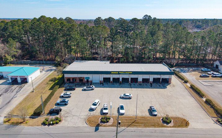 Pictures of Retail property located at 113 Mulberry Commercial Pkwy, Richmond Hill, GA 31324 for sales - image #1