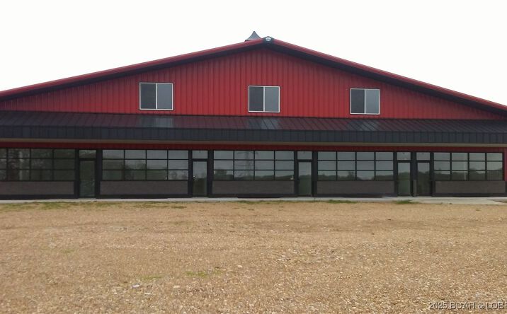 Pictures of Industrial property located at 372 Highway D, Kaiser, MO 65047 for sales - image #1