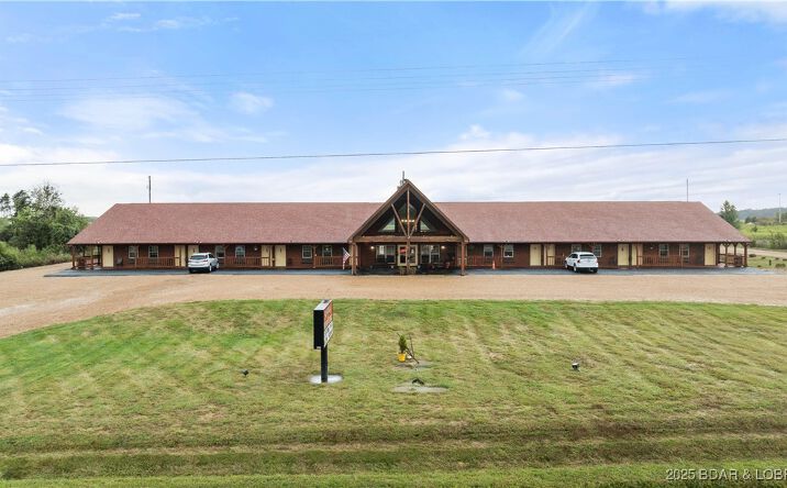 Pictures of Land property located at 23339 Highway 65, Lincoln, MO 65338 for sales - image #1