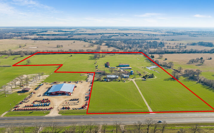 Pictures of Mixed Use, Land property located at 3052 US-82, Paris, TX 75462 for sales - image #1