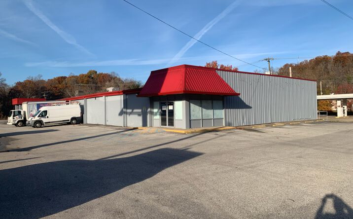 Pictures of Mixed Use, Office, Retail, Self Storage property located at 1419 US-60, Huntington, WV 25705 for sales - image #1