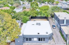 29895565
