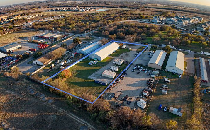 Pictures of Industrial property located at 208 Shelby Rd, Fort Worth, TX 76140 for sales - image #1