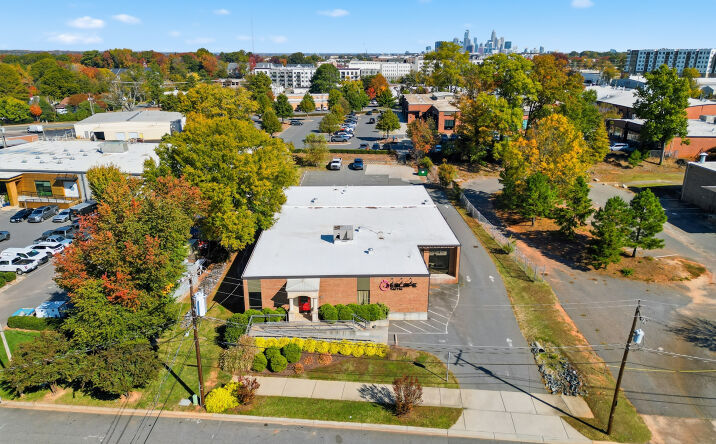 Pictures of Industrial, Office, Retail property located at 130 Southside Dr, Charlotte, NC 28217 for sales - image #1