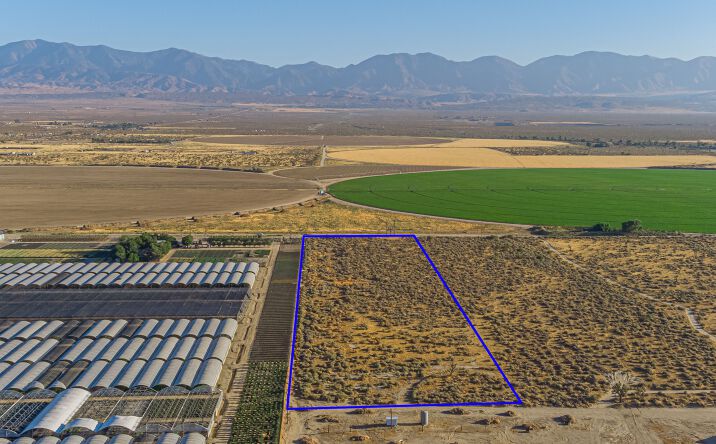 Pictures of Land property located at Ave R, Palmdale, CA 93591 for sales - image #1