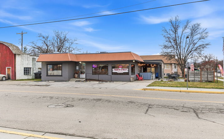 Pictures of Retail property located at 105 E 4th St, Emmett, ID 83617 for sales - image #1