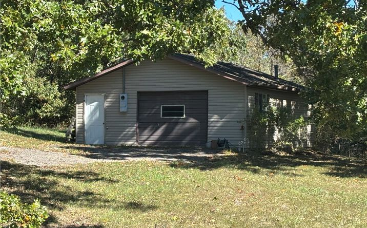 Pictures of Land property located at TBD Fairground Road, Laurie, MO 65037 for sales - image #1
