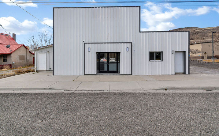 Pictures of Industrial, Office property located at 46 S Center St, Elsinore, UT 84724 for sales - image #1
