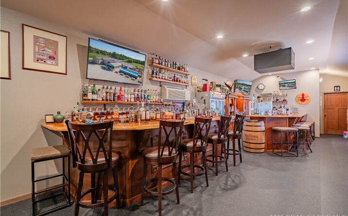 Pictures of Business for Sale property located at 654 S State Hwy 7, Camdenton, MO 65020 for sales - image #1