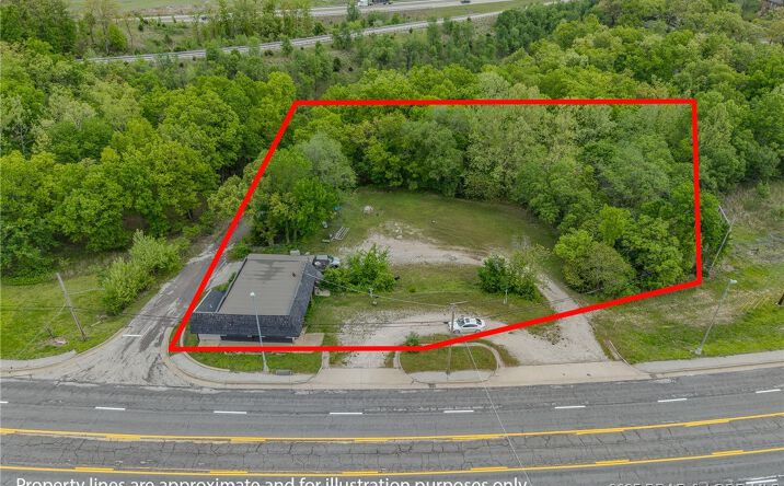 Pictures of Business for Sale, Retail, Multifamily property located at 5347 Osage Beach Parkway, Osage Beach, MO 65065 for sales - image #1