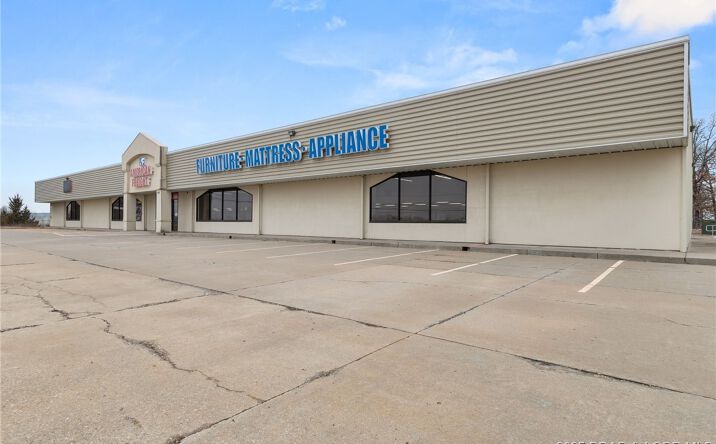 image of property at 6721 US HWY 54 Osage Beach MO 65065-4330