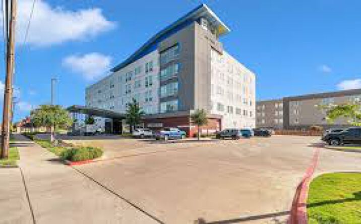 Pictures of Hospitality property located at 900 S 11th St, Waco, TX 76706 for sales - image #1
