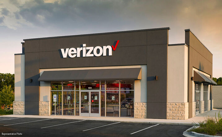 Pictures of Retail property located at Airport Rd & Division, Harvard, IL 60033 for sales - image #1