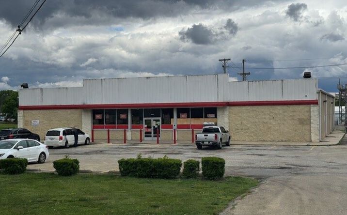 Pictures of Retail property located at 1110 S Philo Rd, Urbana, IL 61801 for sales - image #1