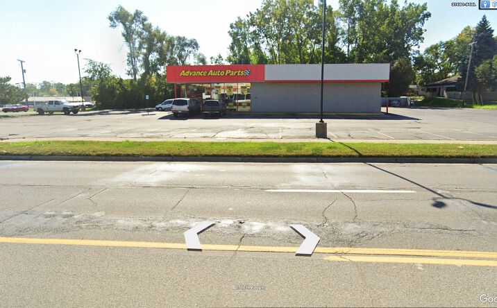 Pictures of Retail property located at 3133 E Michigan Ave, Jackson, MI 49202 for sales - image #1