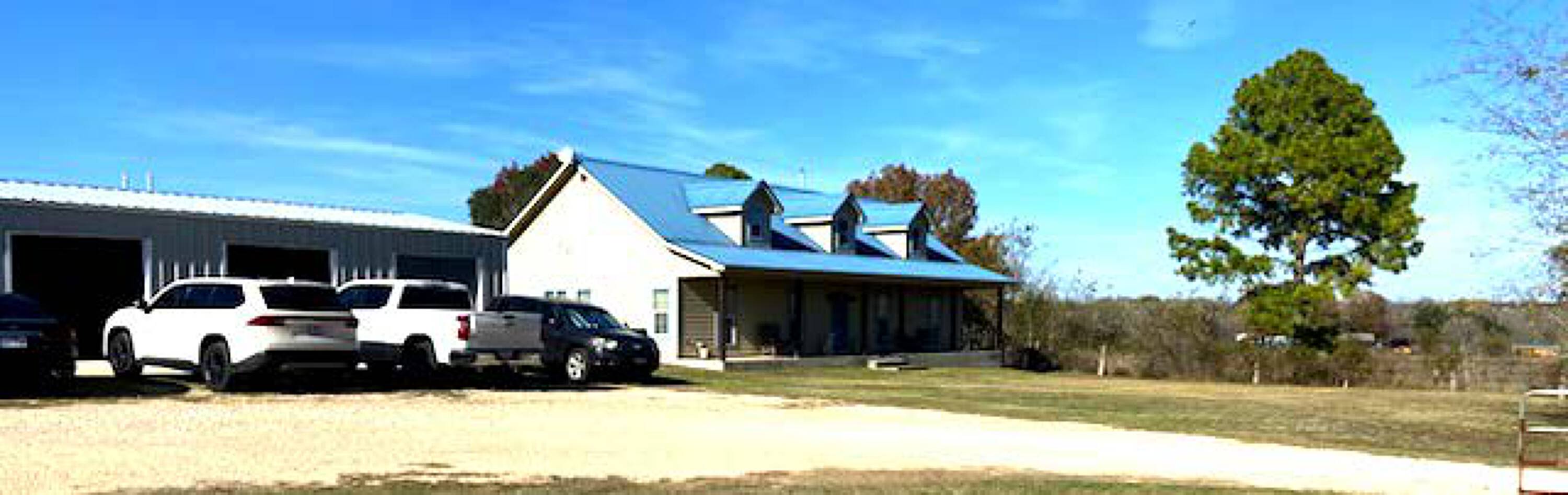 1516 Old Luling Rd, Lockhart, TX 78644
