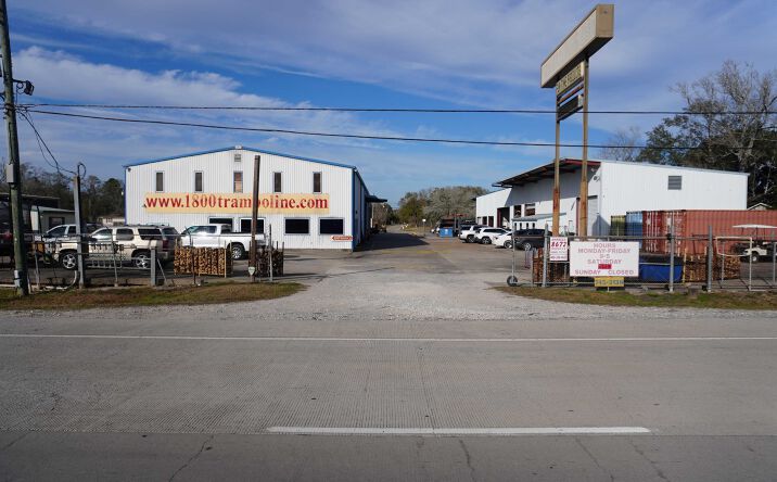 Pictures of Industrial property located at 8672 I-10, Orange, TX 77632 for sales - image #1