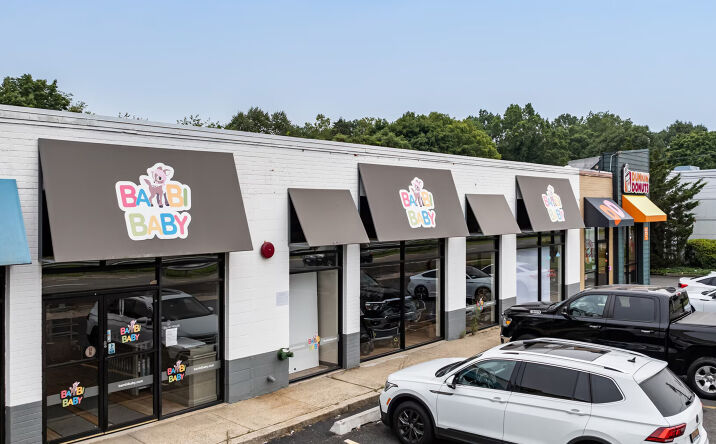 Pictures of Retail property located at 516 Walt Whitman Rd, Melville, NY 11747 for sales - image #1