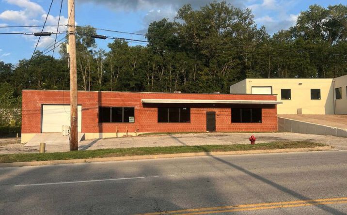 Pictures of Retail, Industrial property located at 5629 Raytown Rd, Raytown, MO 64133 for sales - image #1