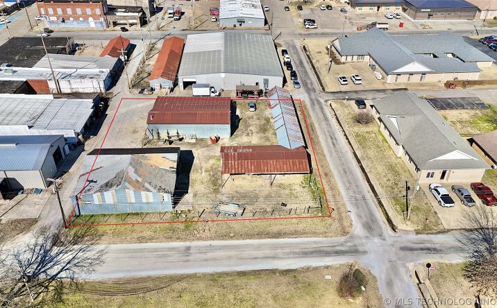 Pictures of Mixed Use property located at 205 SE B Street, Stigler, OK 74462 for sales - image #1