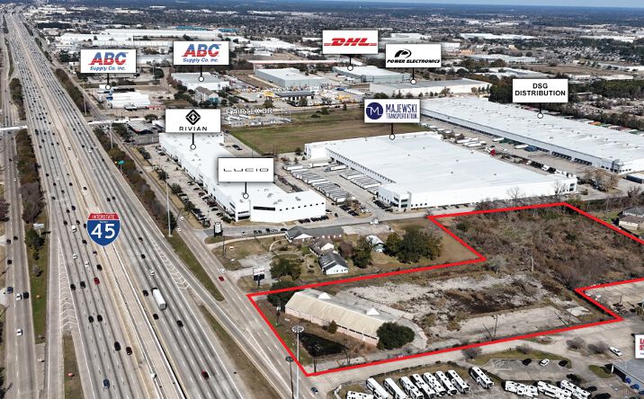 Pictures of Land, Retail, Industrial property located at 14500 North Fwy, Houston, TX 77090 for sales - image #1