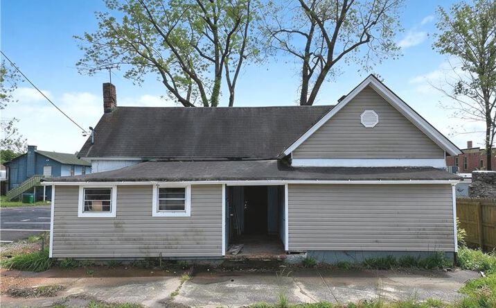 Pictures of Mixed Use property located at 2761 Joe Jerkins Boulevard, Austell, GA 30106 for sales - image #1