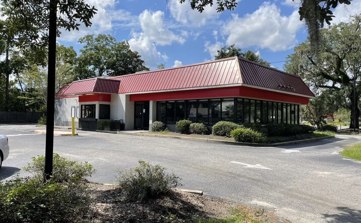 Pictures of Retail, Special Purpose property located at 2563 Ashley River Road, Charleston, SC 29414 for sales - image #1