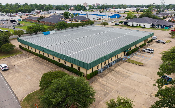 Pictures of Office property located at 1301 Hudson Ln, Monroe, LA 71201 for sales - image #1