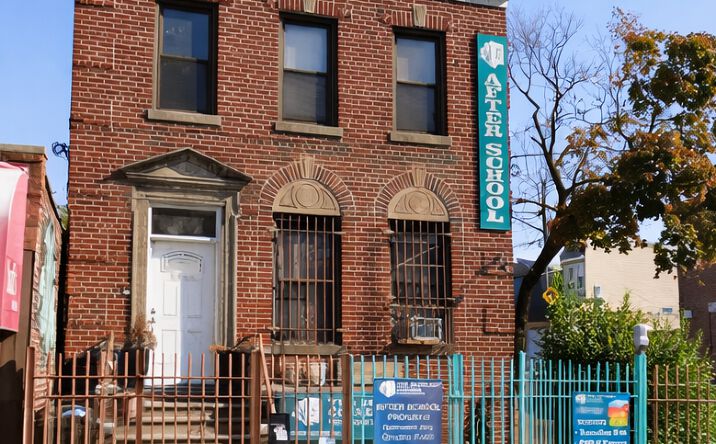 Pictures of Mixed Use, Multifamily property located at 55-19 Metropolitan Ave, maspeth, NY 11385 for sales - image #1