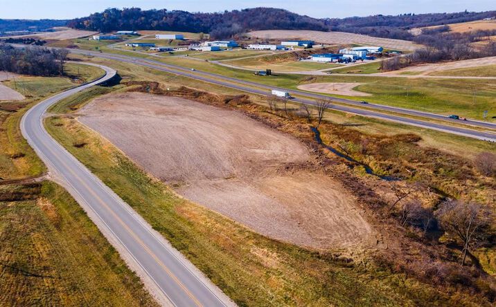 Pictures of Retail, Land property located at 10 Acres: South US HWY 61 / 151 at Elmwood Drive, Dubuque, IA 52003 for sales - image #1