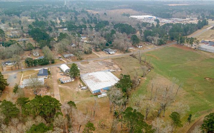 Pictures of Industrial, Mixed Use, Retail property located at 1300 S Hudson Ave, Jonesboro, LA 71251 for sales - image #1