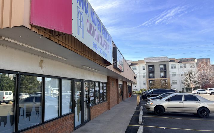 Pictures of Retail property located at 2199 S Parker Rd, Denver, CO 80231 for sales - image #1